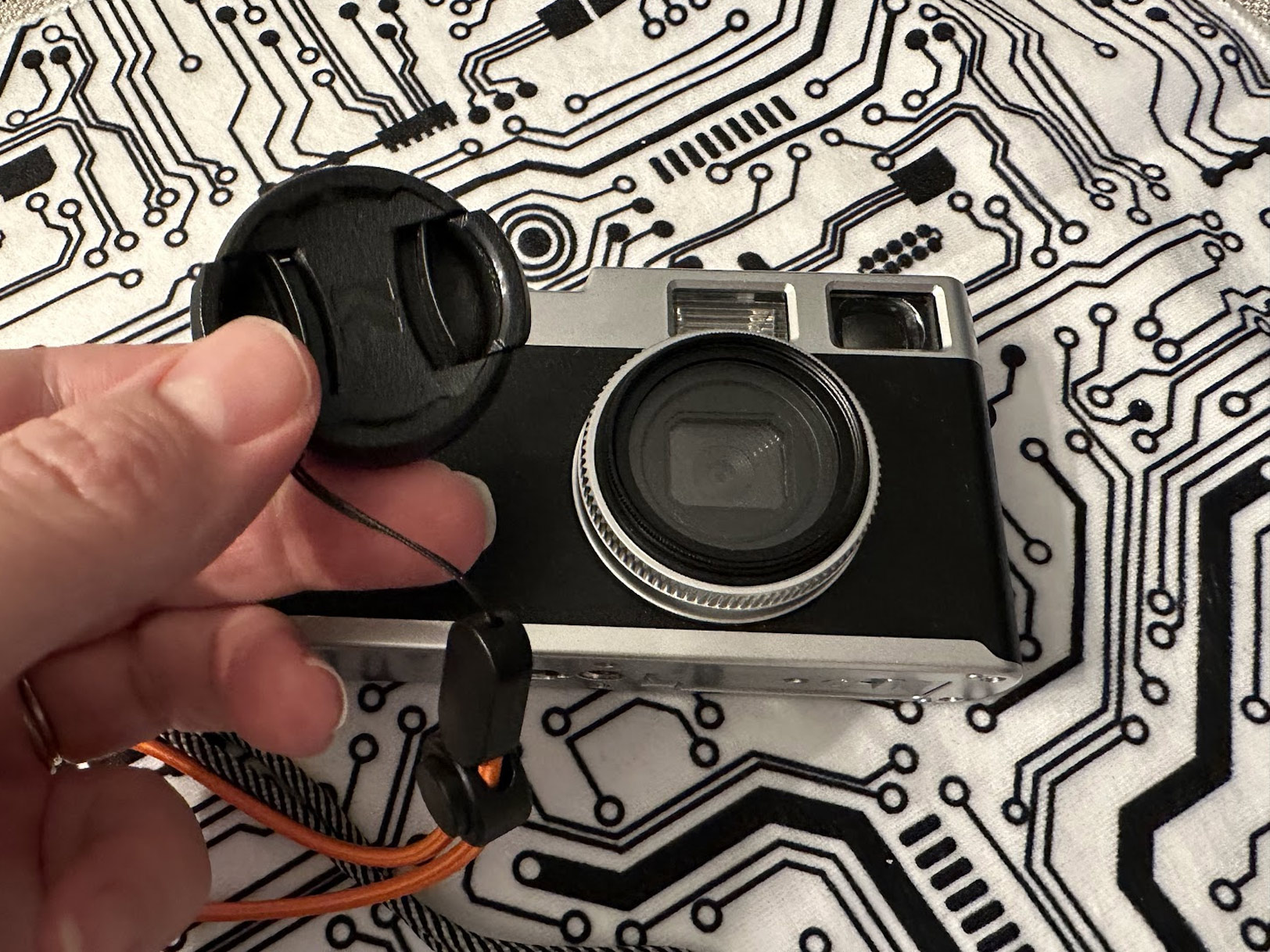 CampSnap Pro with mist filter and lens cap